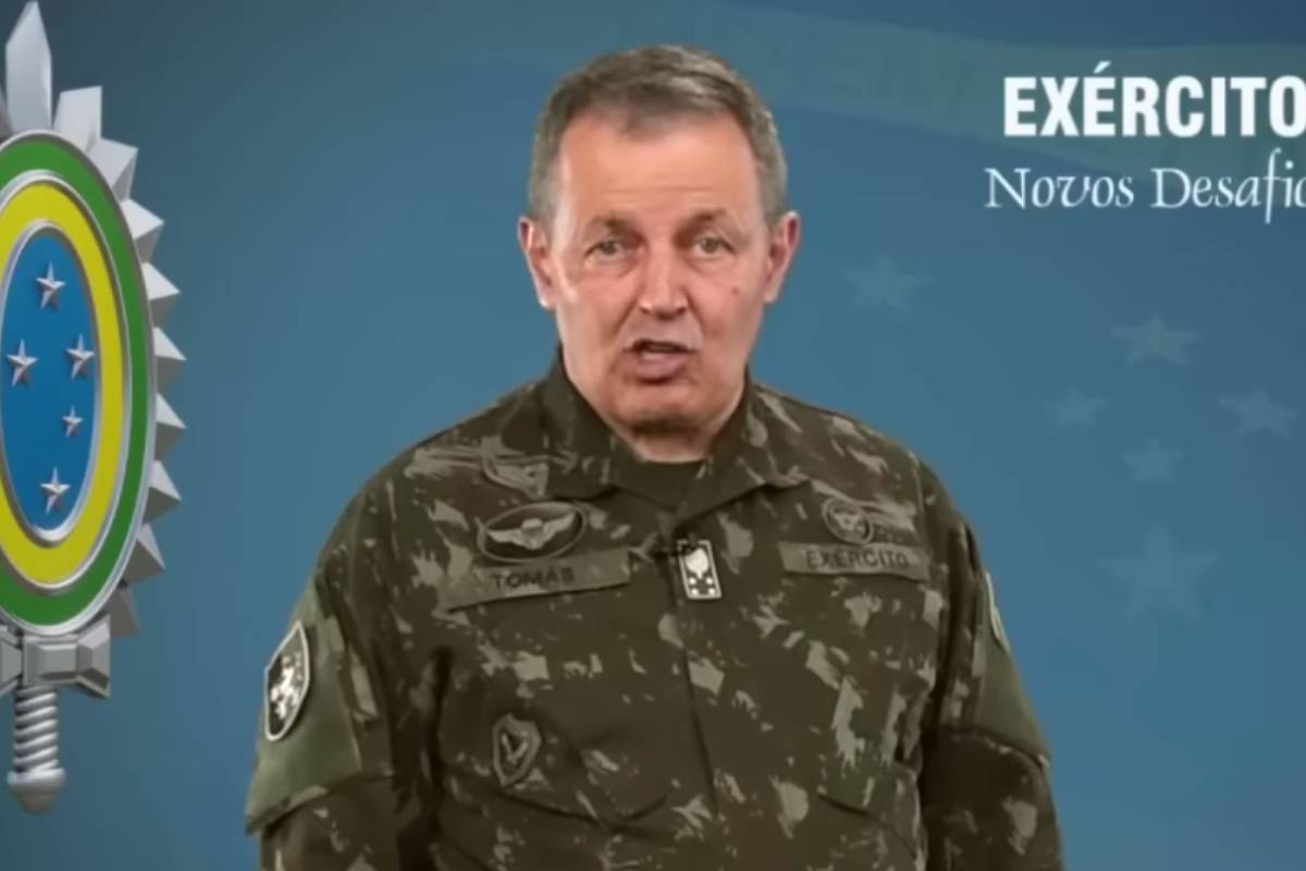 VIDEO) Comandante do Exército envia comunicado a todos os militares da  força - Revista Sociedade Militar