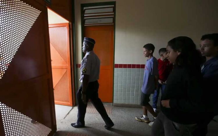 São Paulo lançou consulta pública para a implantação de escolas cívico-militares. Foto: Agência Brasil