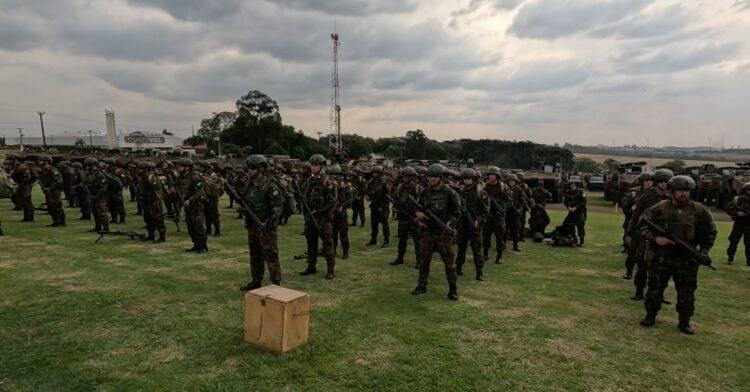 Manobras de combate e tecnologia de ponta: o que aconteceu na Operação Gralha Azul? - Foto: Exército Brasileiro / Divulgação