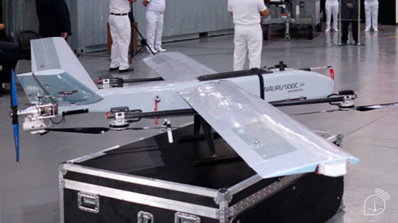 Marinha do Brasil: excelência em tecnologia de resgate e salvamento marítimo com o novo Drone Nauru 500C, que possui autonomia de voo de até 4 horas, alcance de 60 km e velocidade de 90 km/h, transformando a Força Aeronaval brasileira